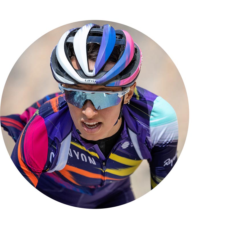 Kasia Niewiadoma Riding for Canyon SRAM Fizik Li2 BOA shoes