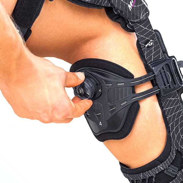 Medi PCL Knee Brace Boa